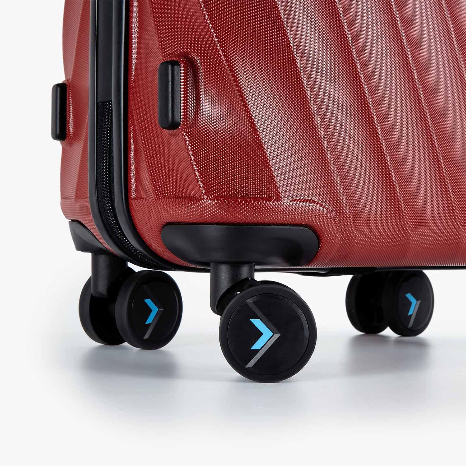 Globetrotter 20" Hardside Rolling Carry-on Stylish Suitcase