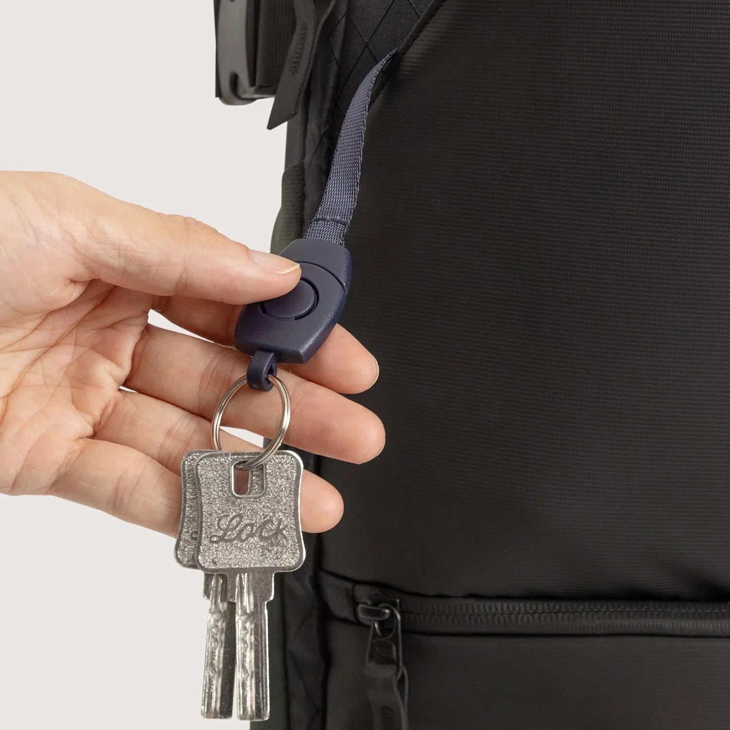 Dense 40L Travel Pack